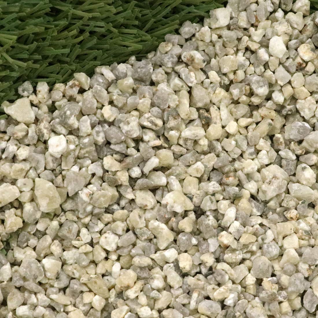 Amazon | 東海砂利 白川砂利 2分 (約1-5mm) 20kg (約14.2L) 庭 石 小粒